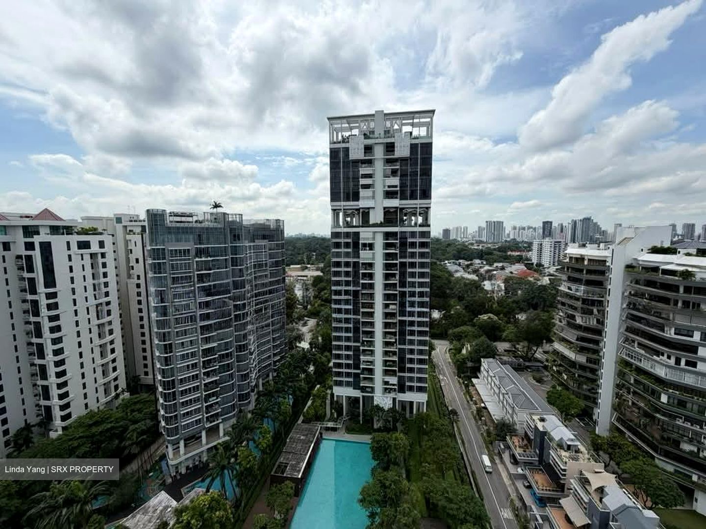 Cyan (D10), Condominium #573213581